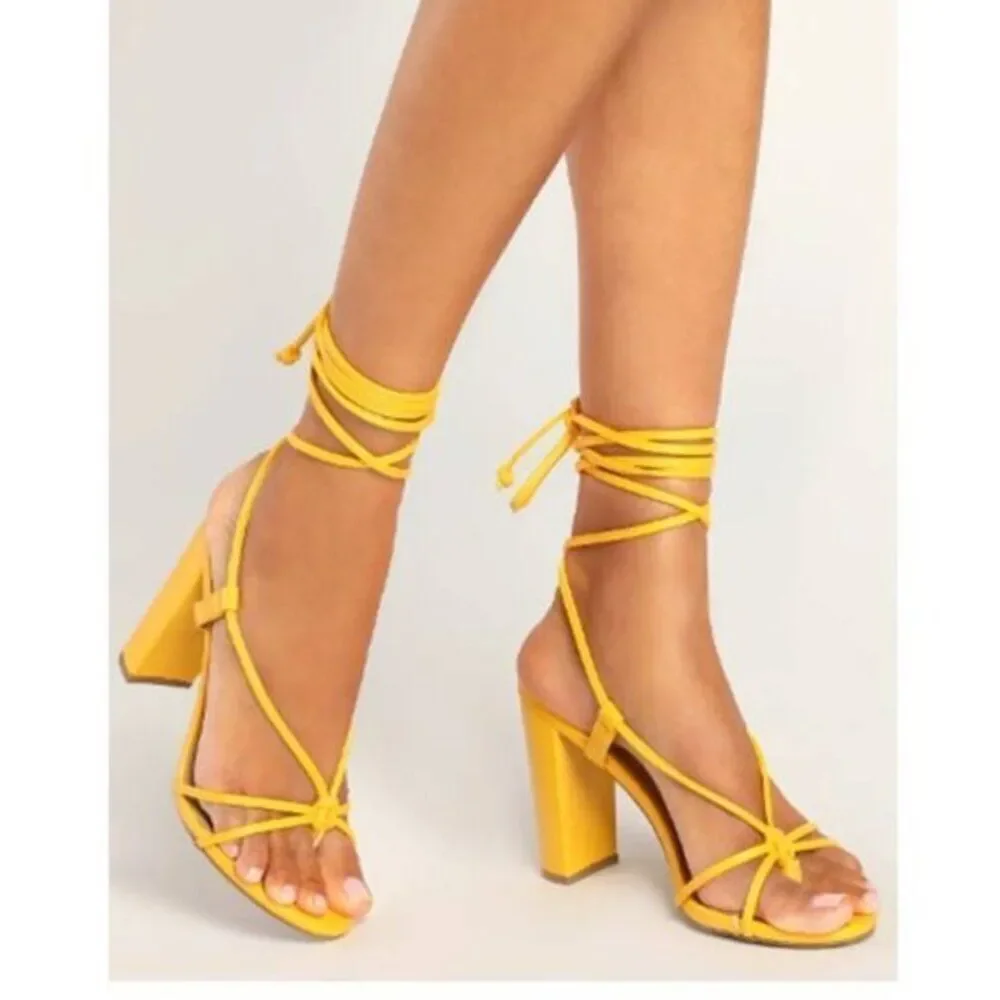 Lulus Marc‎ Sexy Lace-Up Heeled Sandals Faux Leather Size 7 Yellow Gold $59 NEW - Picture 2 of 3